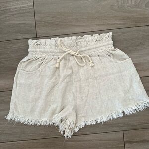 Beige Frayed Hem Women Shorts pink lily summer shorts